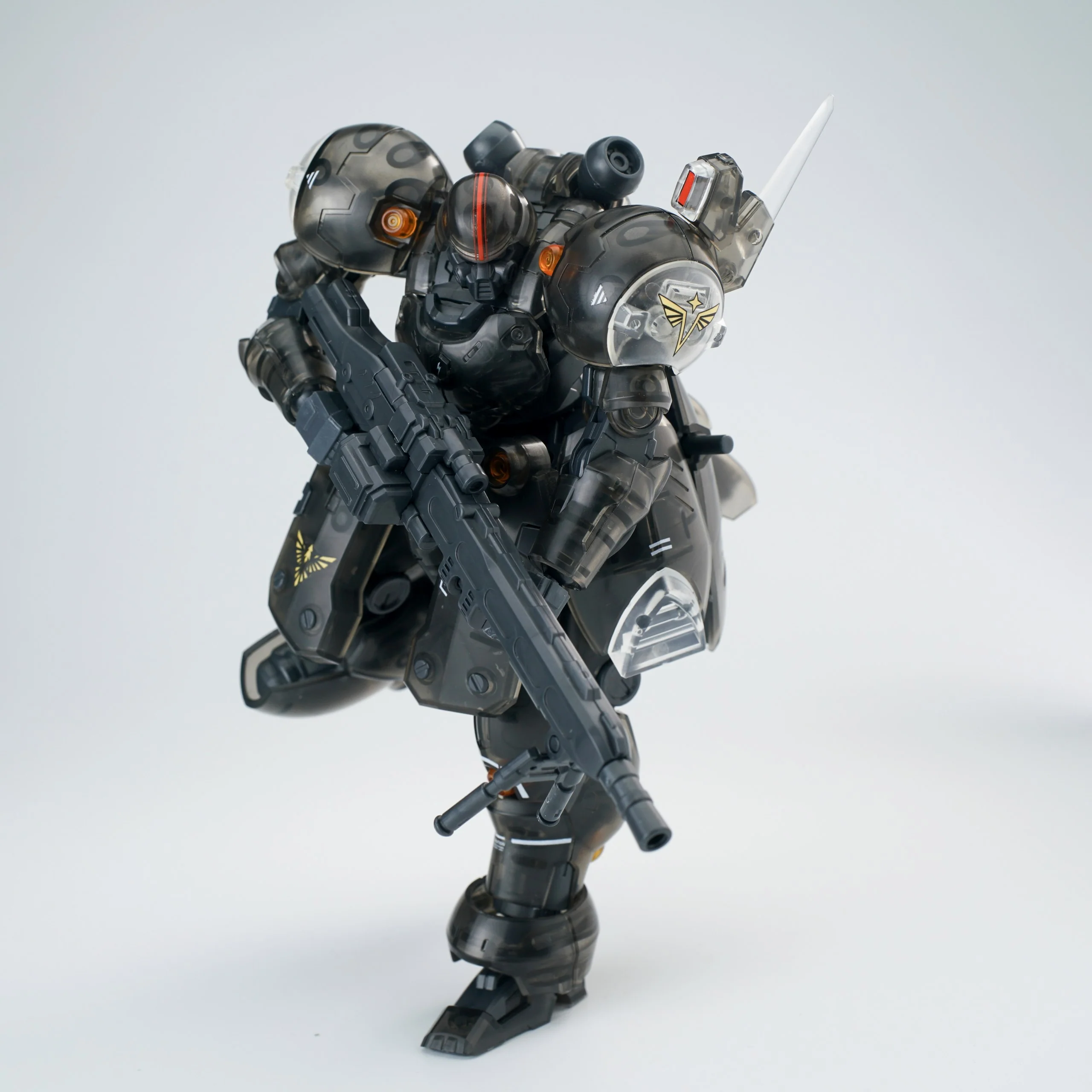 Ultra Action Trooper Series ZA-11PS Zyklon (Transparent Black Ver.) 1/144 Scale Model Kit - Image 3