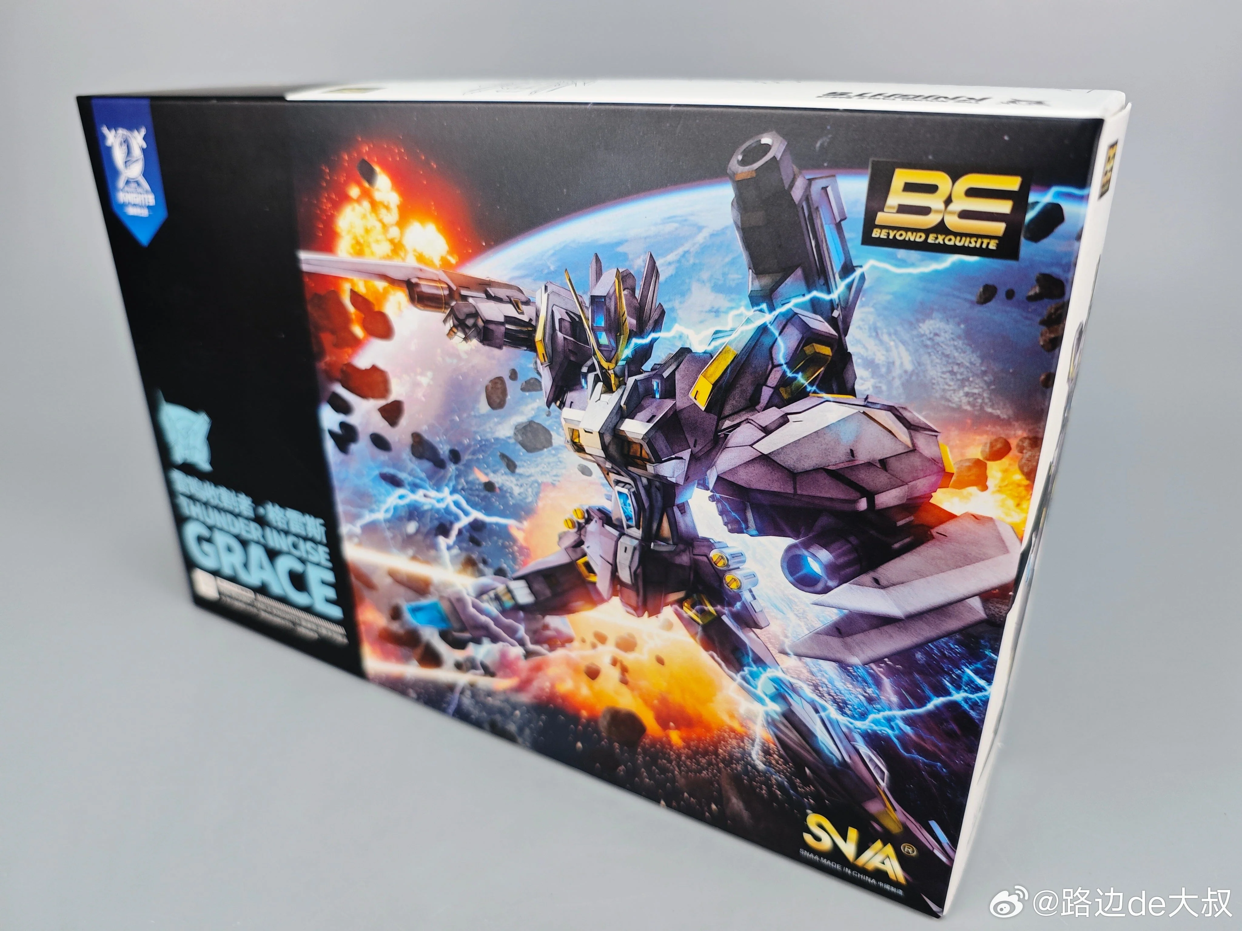 The Round Table Knights Beyond Exquisite SC-006 Thunder Incise Grace 1/144 Scale Model Kit - Image 2
