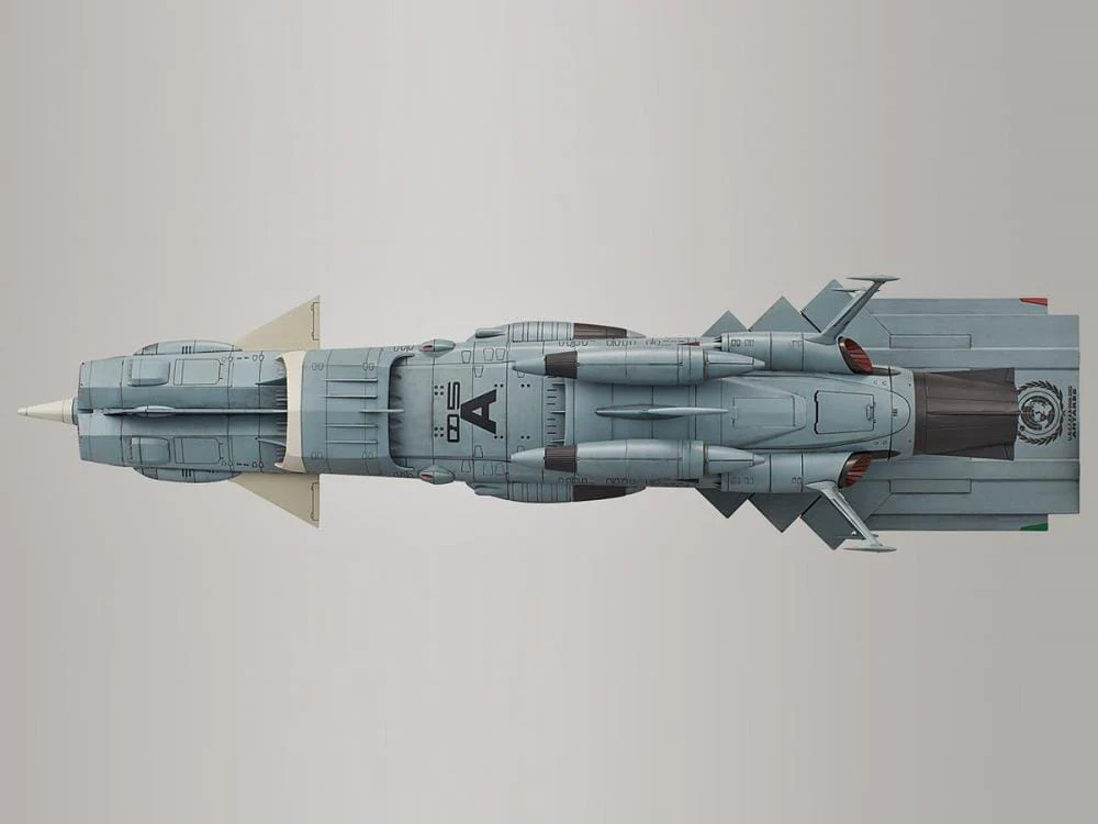 Space Battleship Yamato U.N.F.C. Andromeda Class DX 1/1000 Scale Model Kit - Image 11
