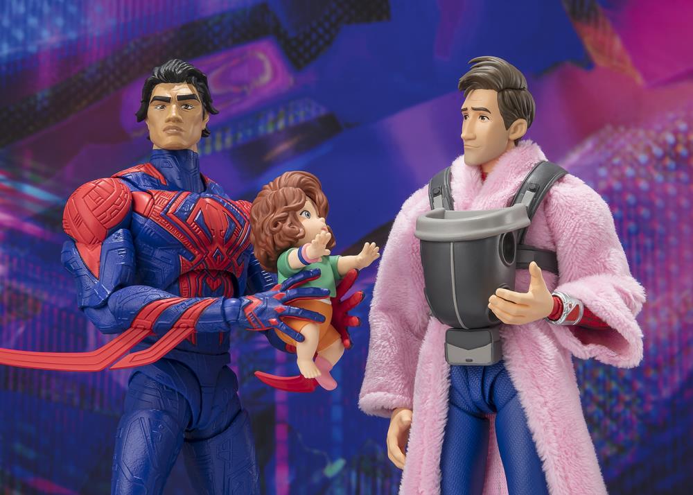 Spider-Man Across the Spider-Verse S.H.Figuarts Peter B. Parker & Mayday Parker Action Figure - Image 13