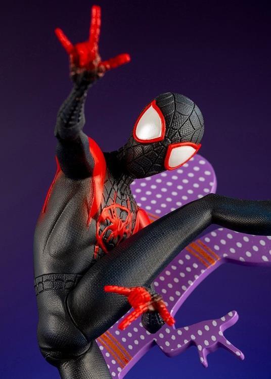 Spider-Man: Into the Spider-Verse ArtFX+ Spider-Man (Hero Suit Ver.) Statue - Image 10