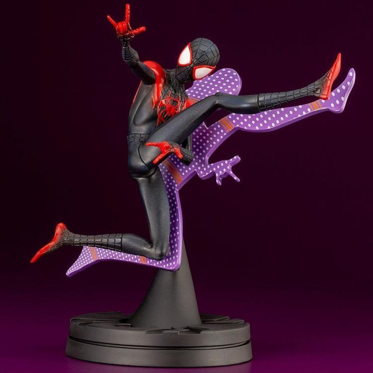 Spider-Man: Into the Spider-Verse ArtFX+ Spider-Man (Hero Suit Ver.) Statue - Image 6