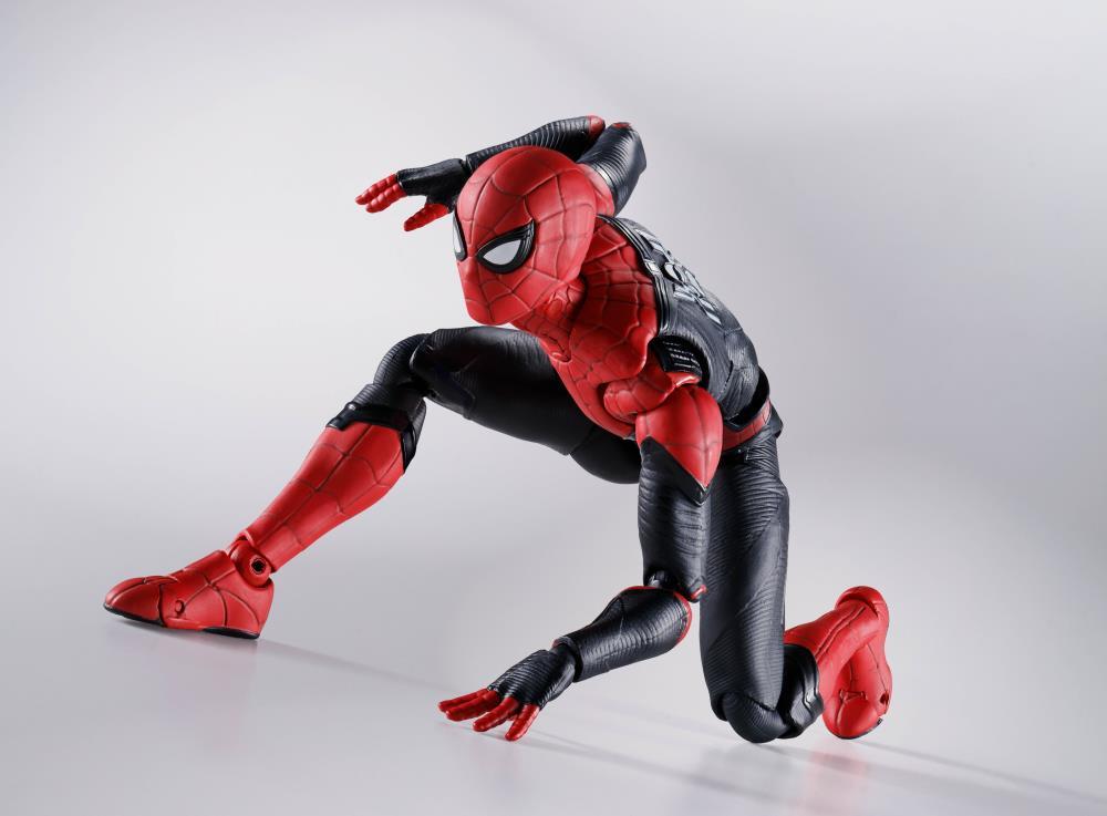 Spider-Man: No Way Home S.H.Figuarts Spider-Man (Upgraded Suit) - Image 5