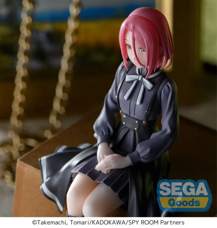 Spy Classroom Grete Premium Perching Figure - Image 4