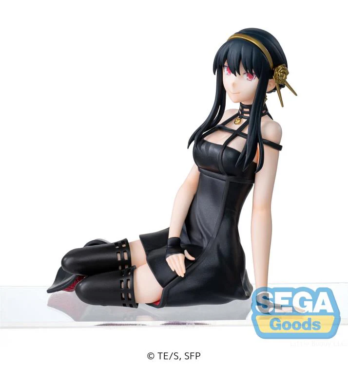 Spy x Family Yor Forger Premium Perching Figure - Image 3