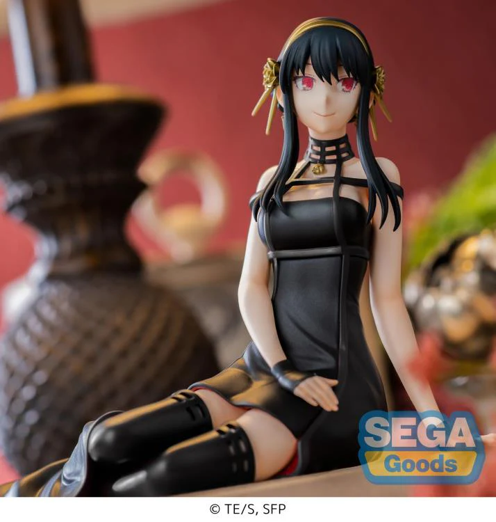 Spy x Family Yor Forger Premium Perching Figure - Image 7