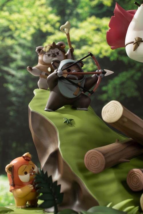 Star Wars ArtFX Artist Series Battle of Endor The Little Rebels Statue - Image 12