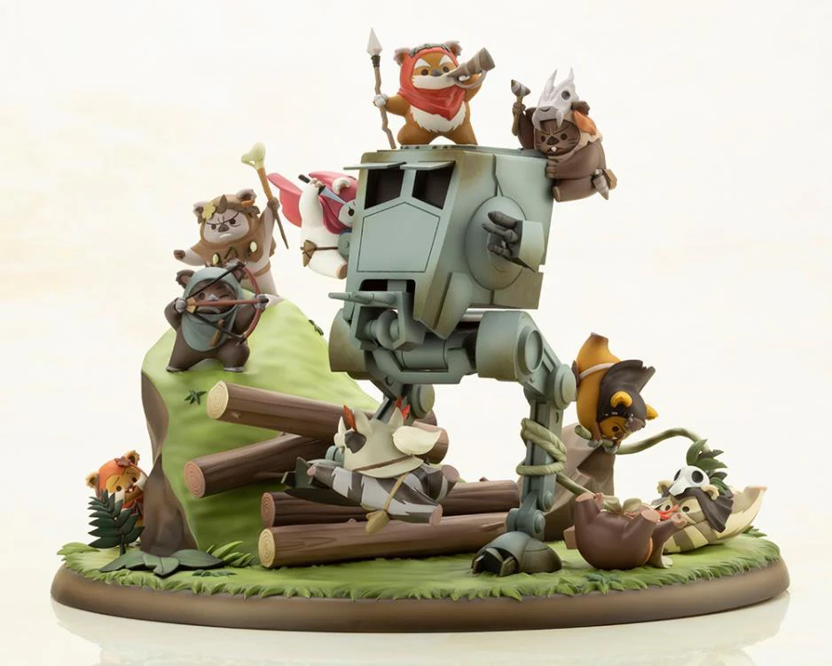 Star Wars ArtFX Artist Series Battle of Endor The Little Rebels Statue - Image 2