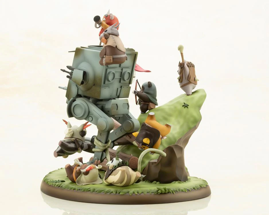 Star Wars ArtFX Artist Series Battle of Endor The Little Rebels Statue - Image 3