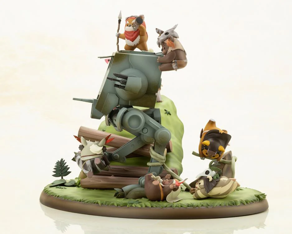 Star Wars ArtFX Artist Series Battle of Endor The Little Rebels Statue - Image 4