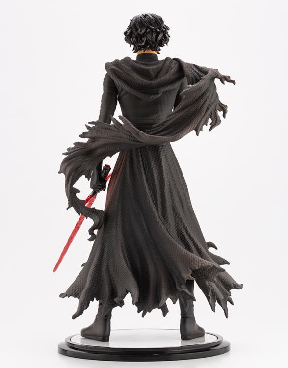 Star Wars ArtFX Kylo Ren (Cloaked in Shadows) Statue - Image 4