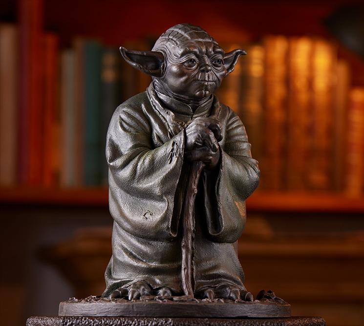 Star Wars The Empire Strikes Back Yoda Fountain Limited Edition Statue - Image 19