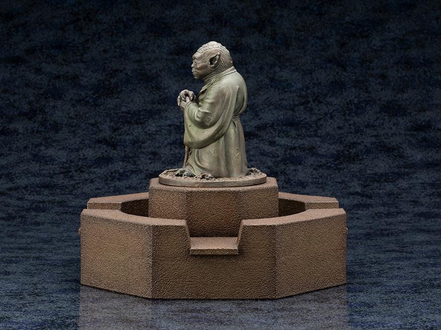 Star Wars The Empire Strikes Back Yoda Fountain Limited Edition Statue - Image 4
