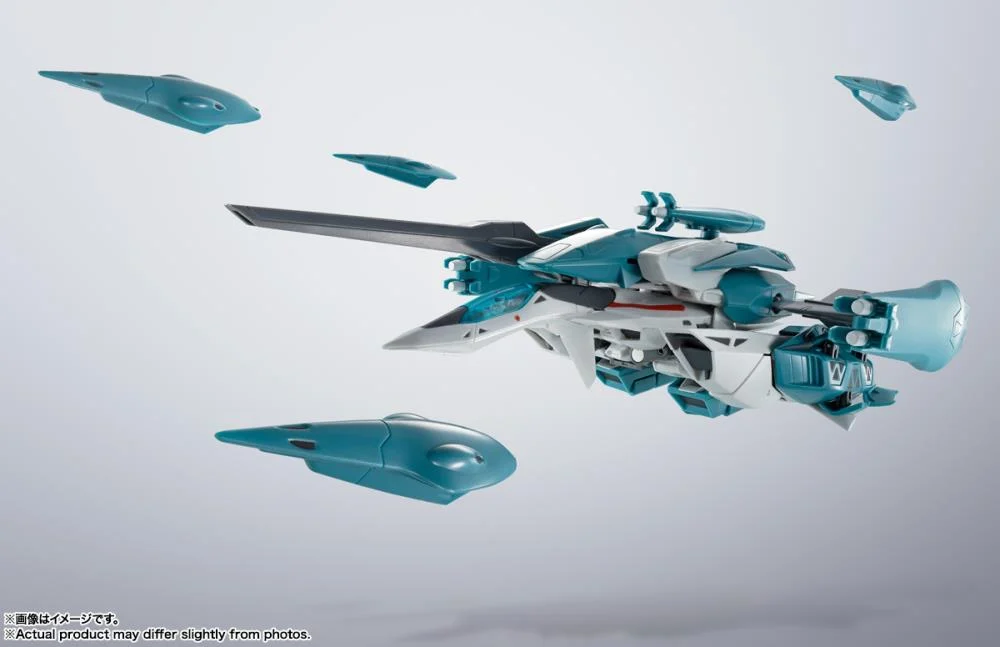Super Dimensional Fortress Macross II Lovers Again Hi-Metal R VF-2SS Valkyrie II + SAP (Silvie Gena Use) Action Figure - Image 9