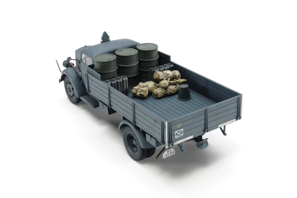 Tamiya 1/48 German 3ton 4x2 Cargo Truck - Image 2