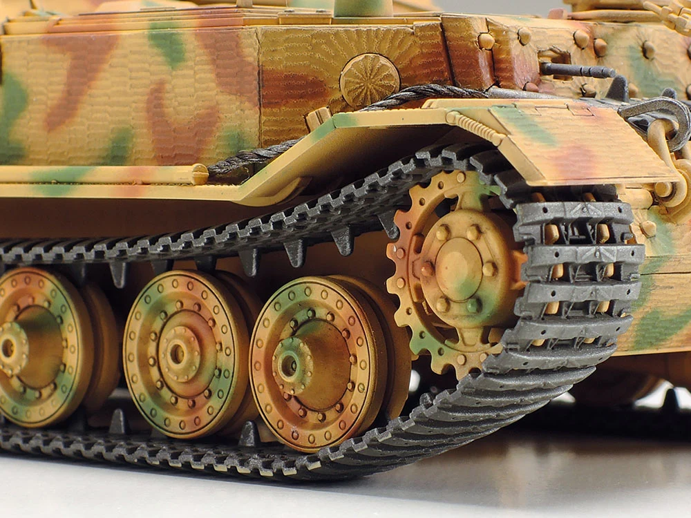 Tamiya 1/48 German Tank Destroyer Elefant - Image 4