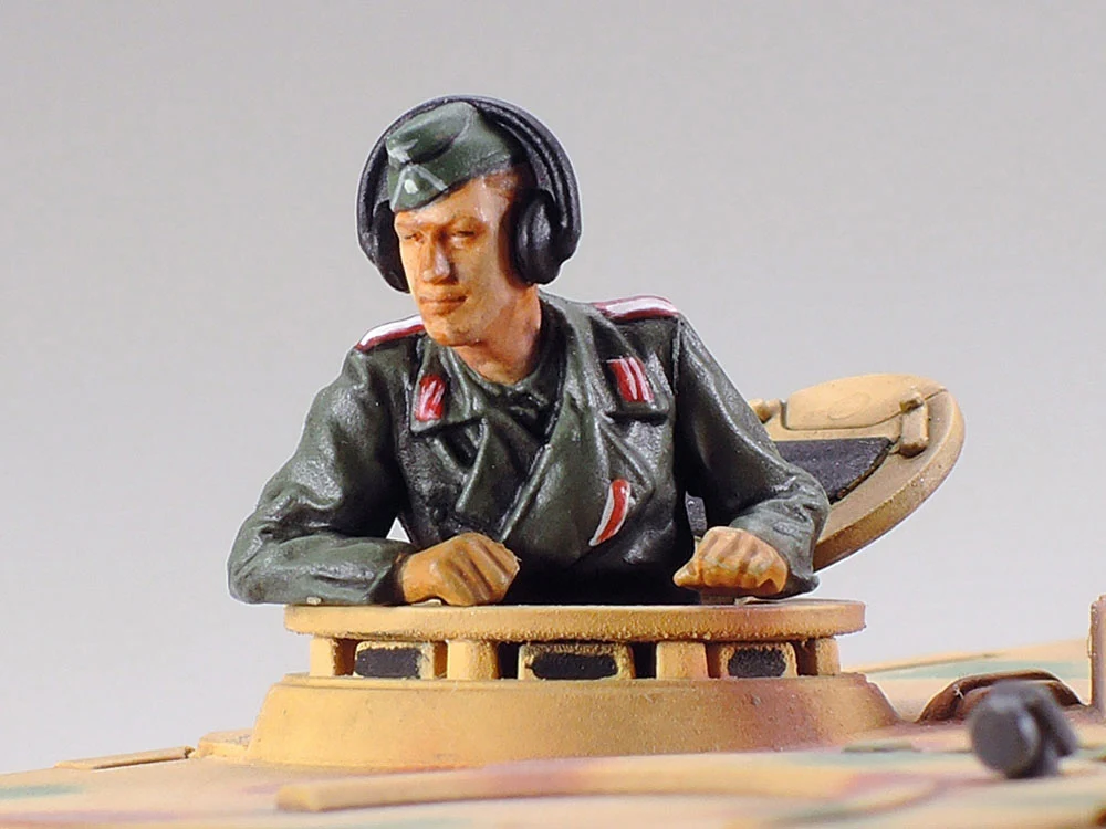 Tamiya 1/48 German Tank Destroyer Elefant - Image 5