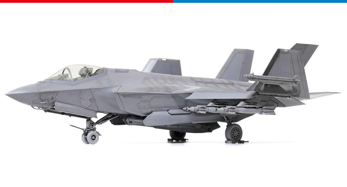 Tamiya 1/48 Lockheed F-35 C Lightning II - Image 3