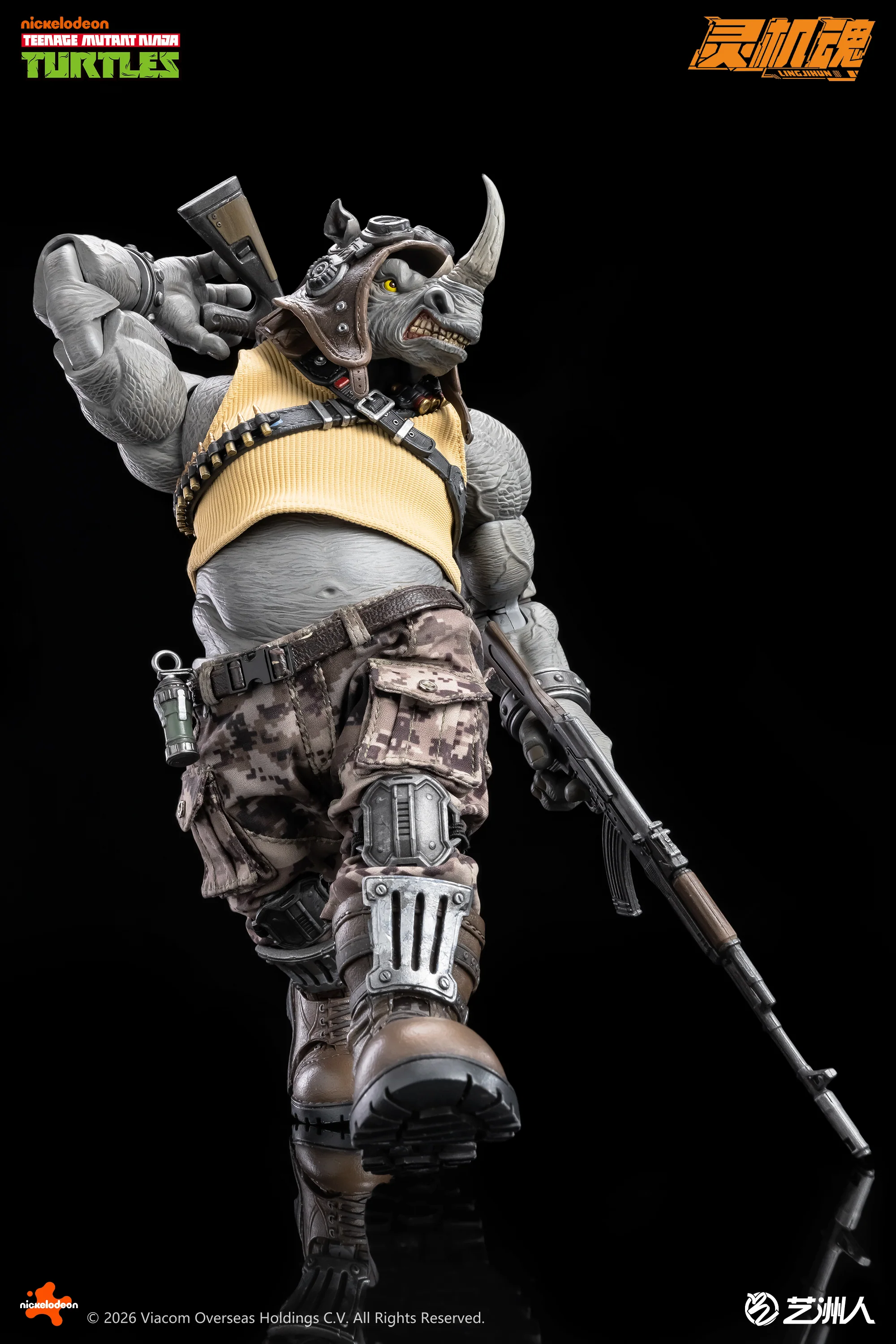 Teenage Mutant Ninja Turtles Rocksteady Action Figure - Image 10