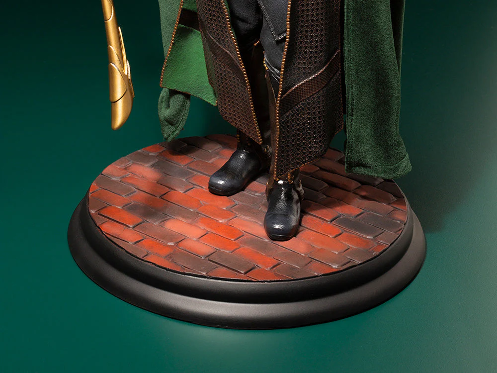 The Avengers ArtFX Loki Statue - Image 15