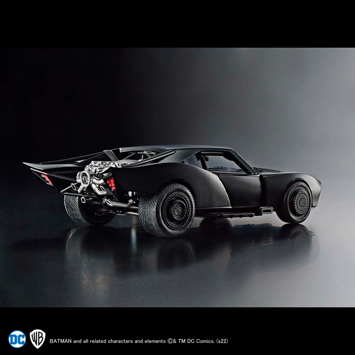 The Batman (2022) Batmobile 1/35 Scale Model Kit - Image 5