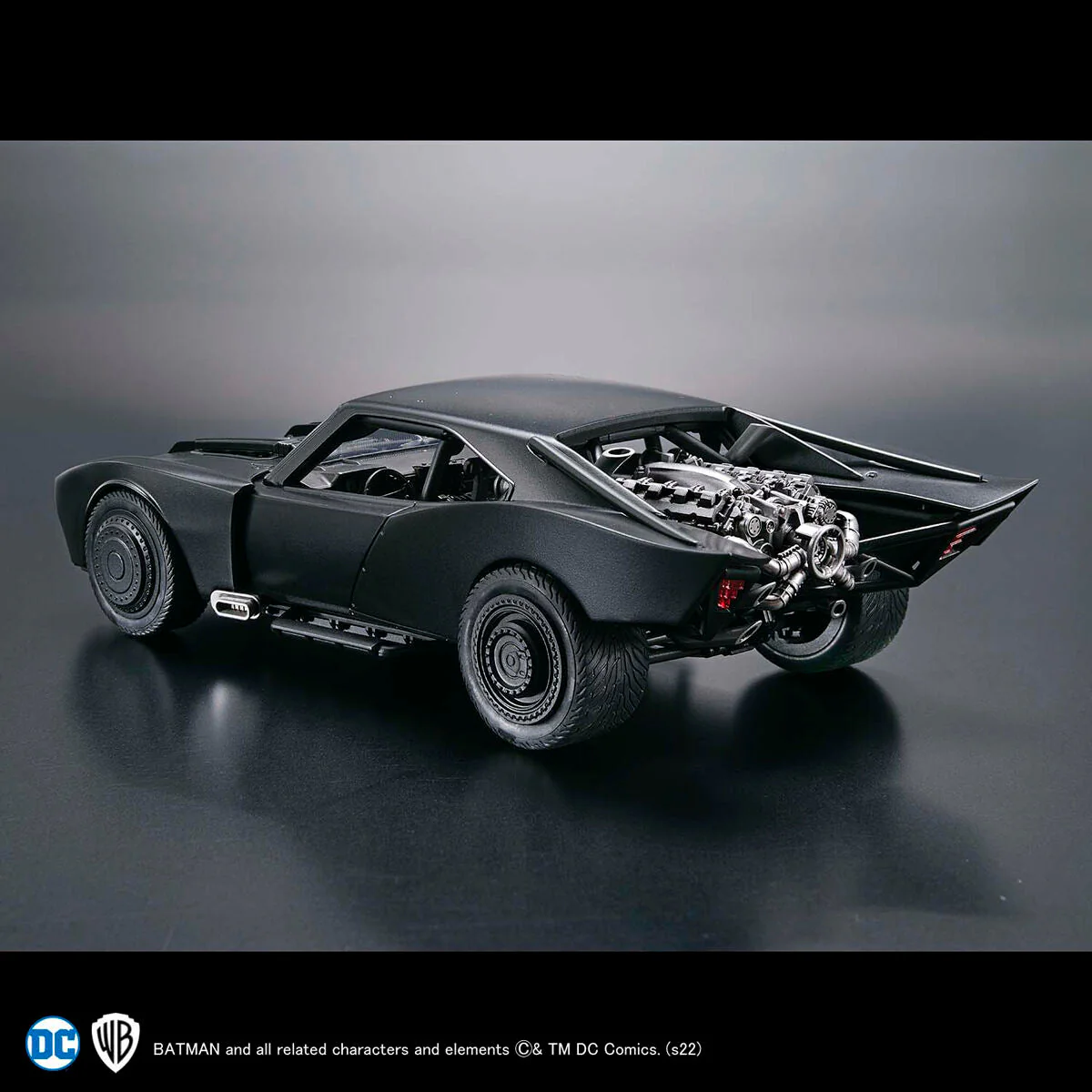 The Batman (2022) Batmobile 1/35 Scale Model Kit - Image 6