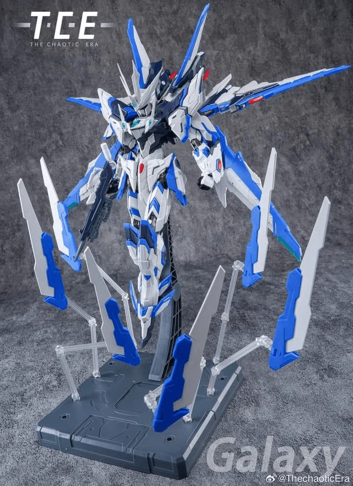 The Chaotic Era 1/100 Galaxy Mecha Model Kit - Image 3