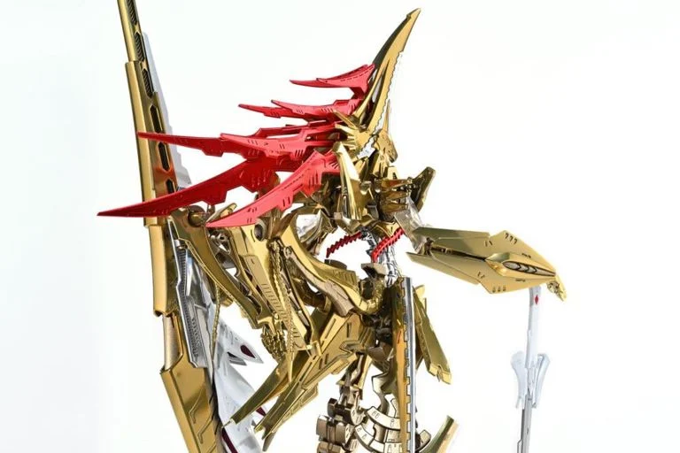 The Five Star Stories Imperial Knight (Magna Palace The Knight of Gold Enthusiast Edition) 1/144 Scale Model Kit - Image 15