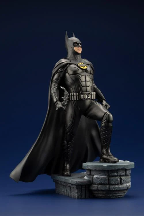 The Flash (2023) ArtFX Batman Statue - Image 9