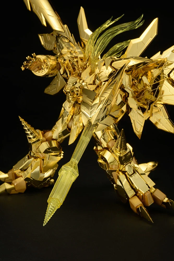 The King of Braves GaoGaiGar Final AmakuniTech Genesic GaoGaiGar (Golden God of Destruction Ver.) Model Kit - Image 5