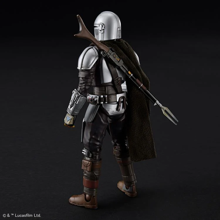 The Mandalorian (Beskar Armor) 1/12 Scale Model Kit - Image 7