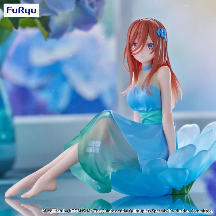 The Quintessential Quintuplets Bloo-me! Miku Nakano Figure - Image 4