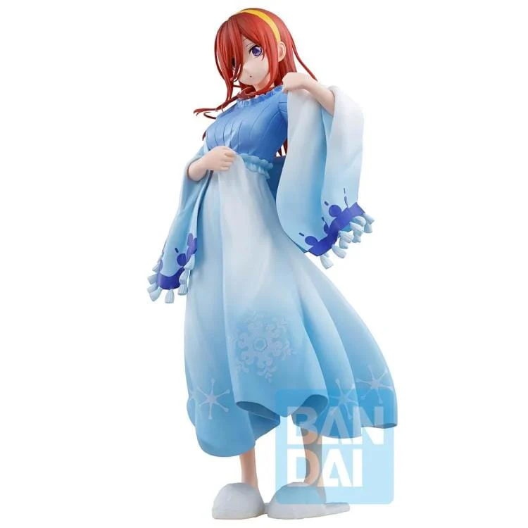 The Quintessential Quintuplets Ichibansho Miku Nakano (Loungewear Ver.) Figure - Image 4