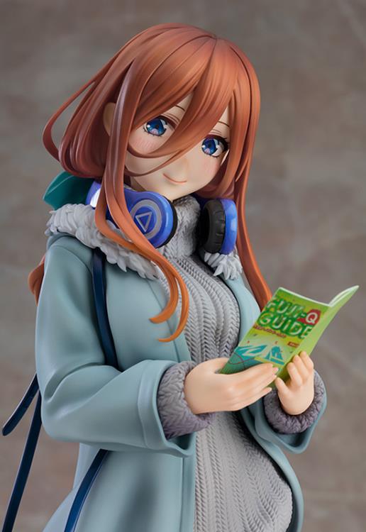 The Quintessential Quintuplets Miku Nakano (Date Style Ver.) 1/6 Scale Figure - Image 6