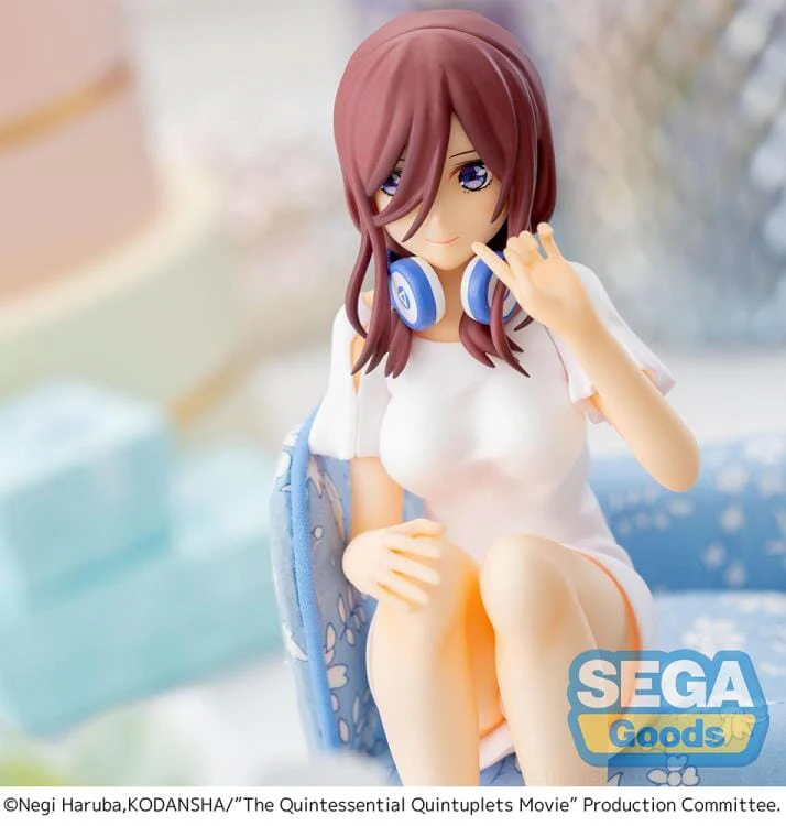 The Quintessential Quintuplets Miku Nakano Premium Perching Figure - Image 5