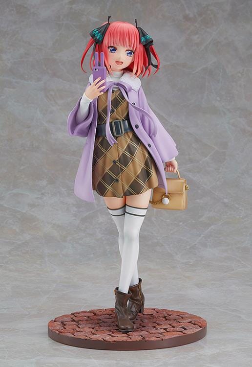 The Quintessential Quintuplets Nino Nakano (Date Style Ver.) 1/6 Scale Figure - Image 3