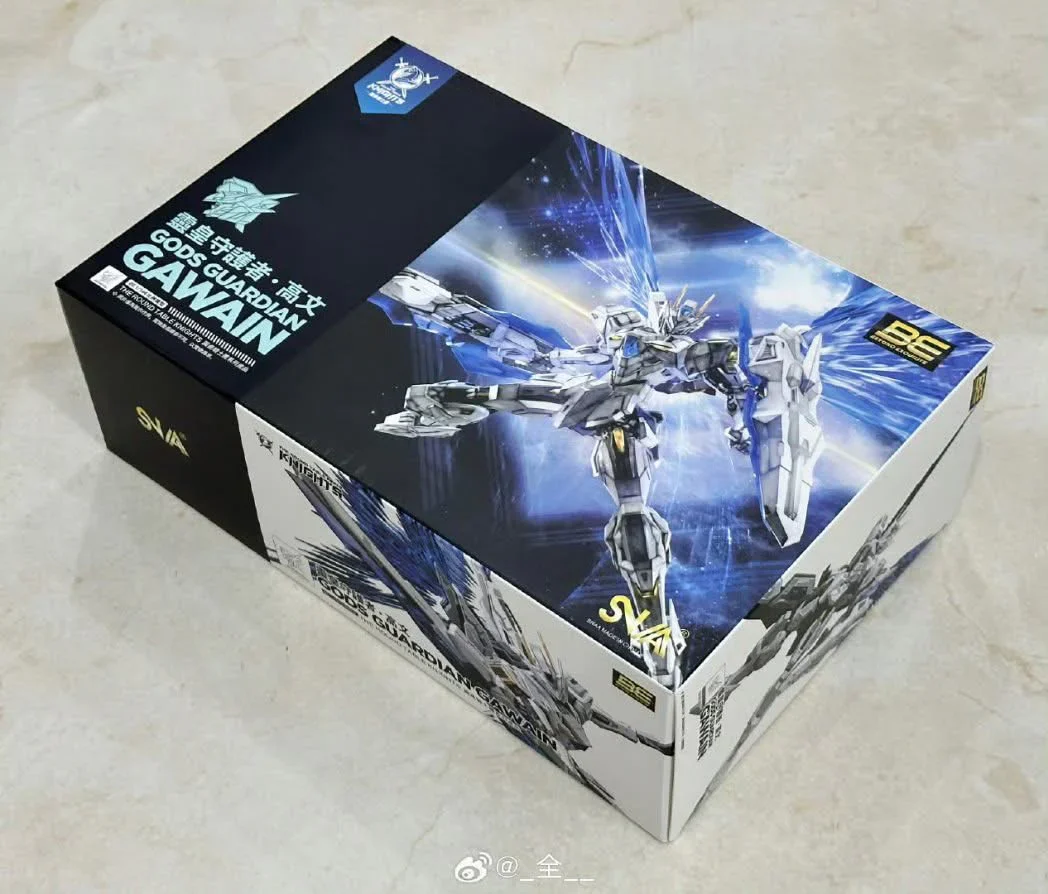 The Round Table Knights Guardian of the Spiritual Emperor Gawain (Designer Colors Special Edition ver. KK) 1/144 Scale Model Kit - Image 4