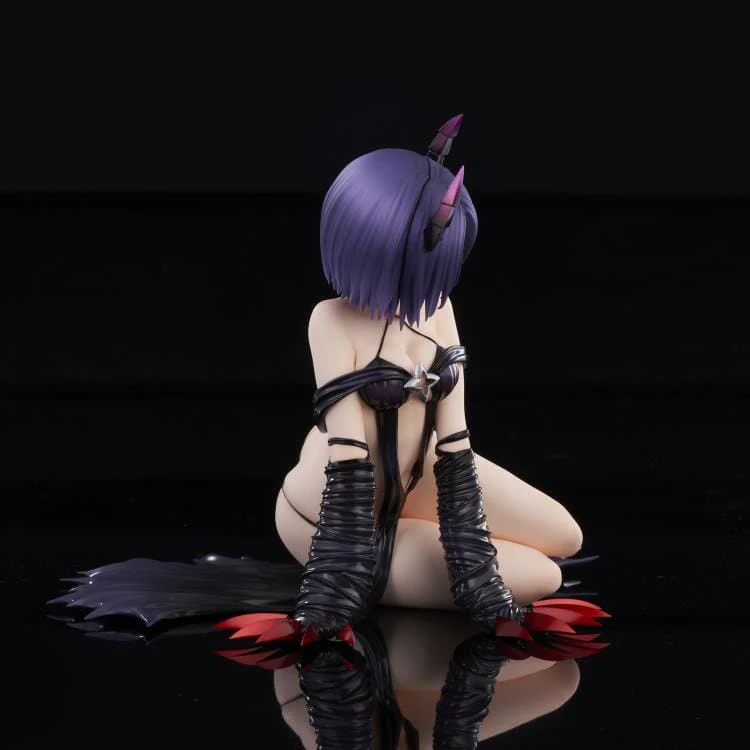 To Love-Ru Darkness Haruna Sairenji (Darkness Ver.) 1/6 Scale Limited Edition Figure - Image 5