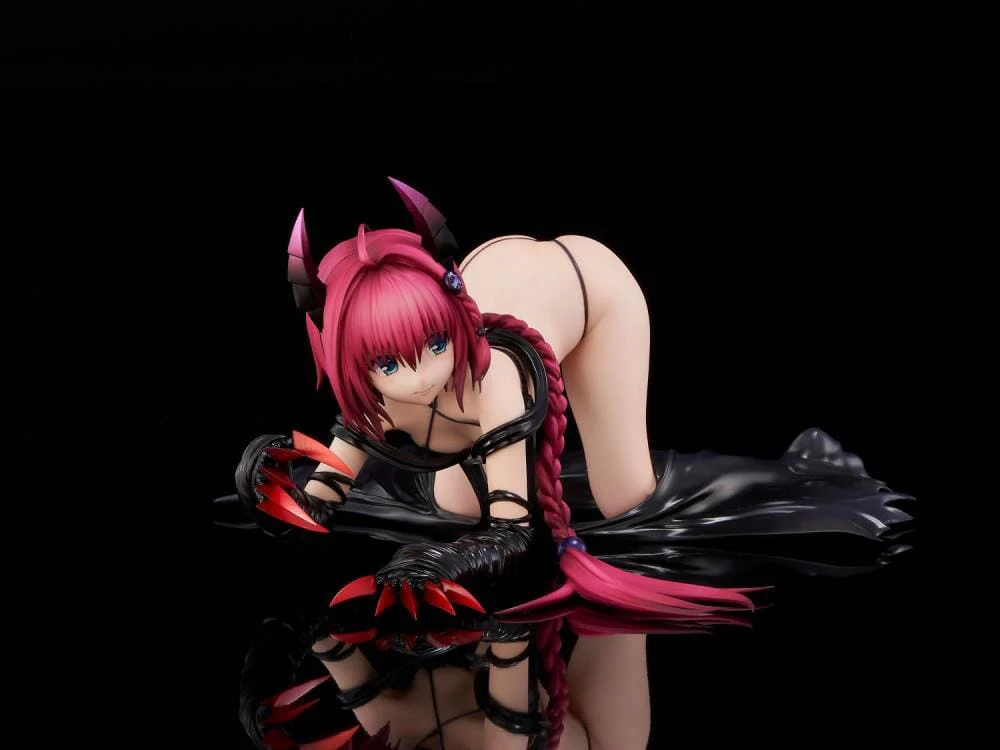 To Love-Ru Darkness Mea Kurosaki (Darkness Ver.) 1/6 Scale Figure - Image 15