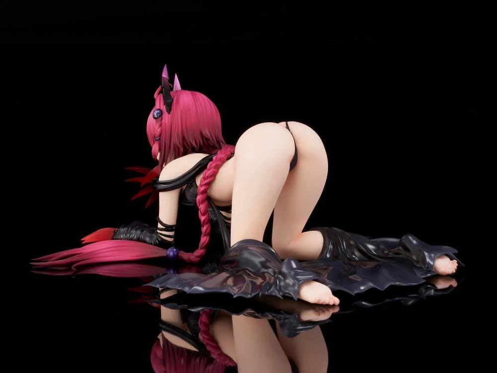 To Love-Ru Darkness Mea Kurosaki (Darkness Ver.) 1/6 Scale Figure - Image 4