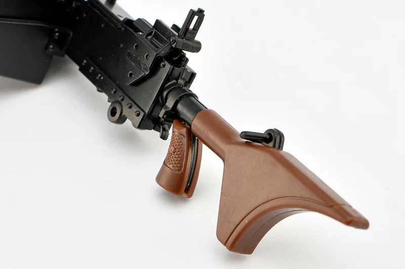 TomyTec 1/12 Little Armory LASW05 Strike Witches RtB M1919A6 - Image 4
