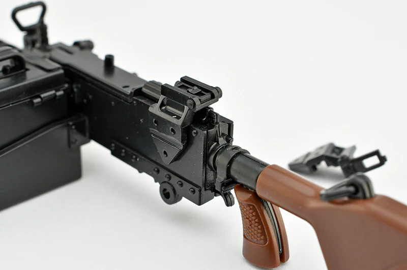 TomyTec 1/12 Little Armory LASW05 Strike Witches RtB M1919A6 - Image 5
