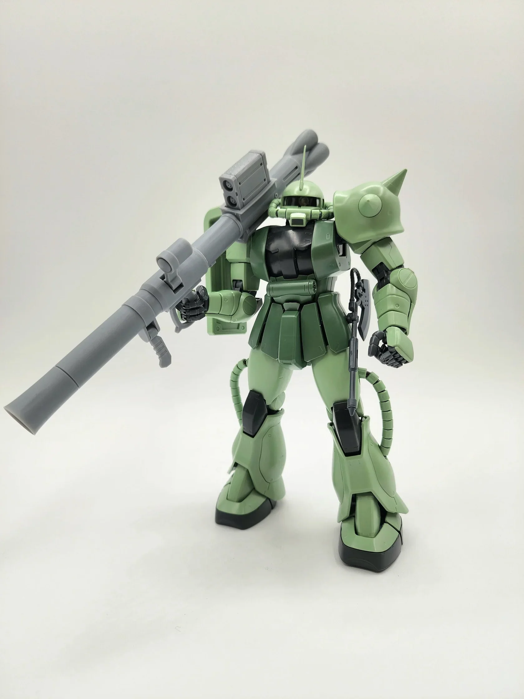 Project V Hobby Type A2 Zaku Bazooka 1/100 Resin Weapon Kit - Image 2