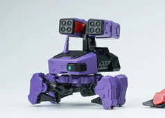 Ultra Action Trooper Series Lycosidae Squad Plastic 1/144 Scale Model Kit (Eva-Themed) Purple