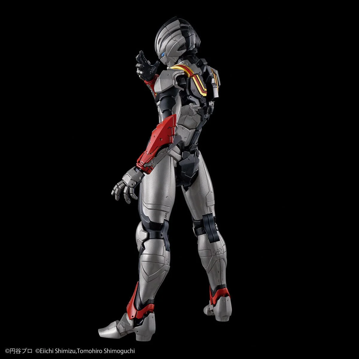 Ultraman Figure-rise Standard Ultraman Suit Evil Tiga (Action Ver.) Model Kit - Image 6