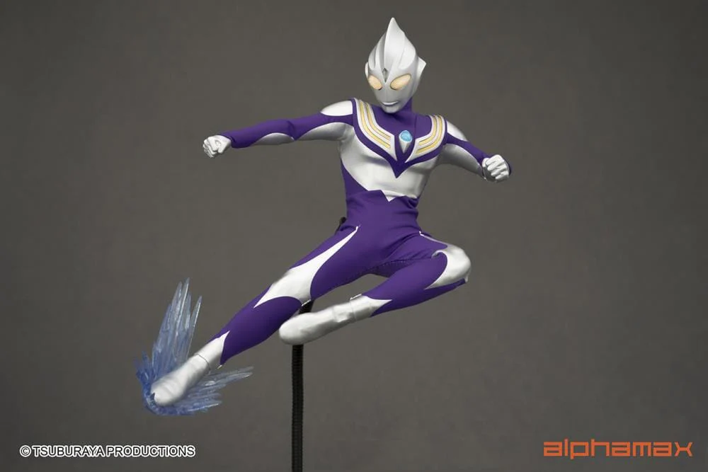 Ultraman Tiga Sky Type Action Figure - Image 13