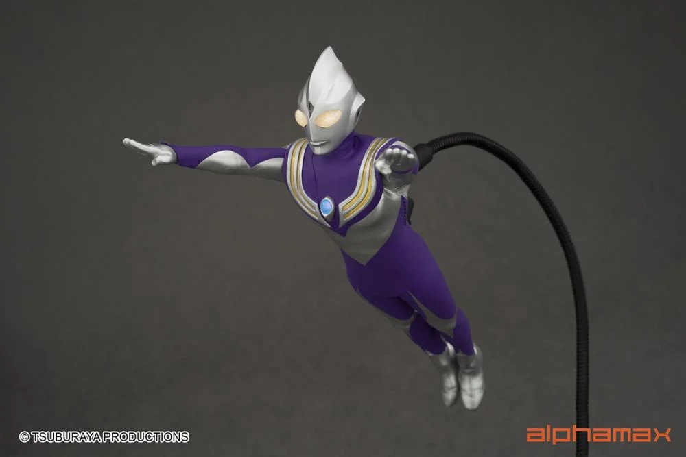Ultraman Tiga Sky Type Action Figure - Image 14