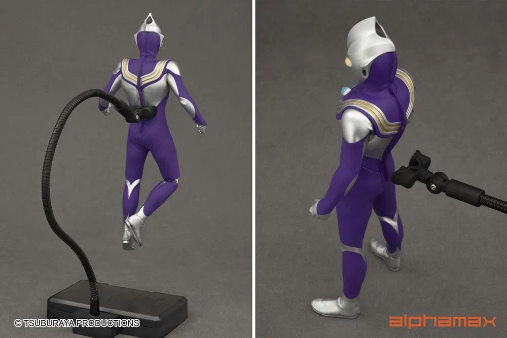 Ultraman Tiga Sky Type Action Figure - Image 15