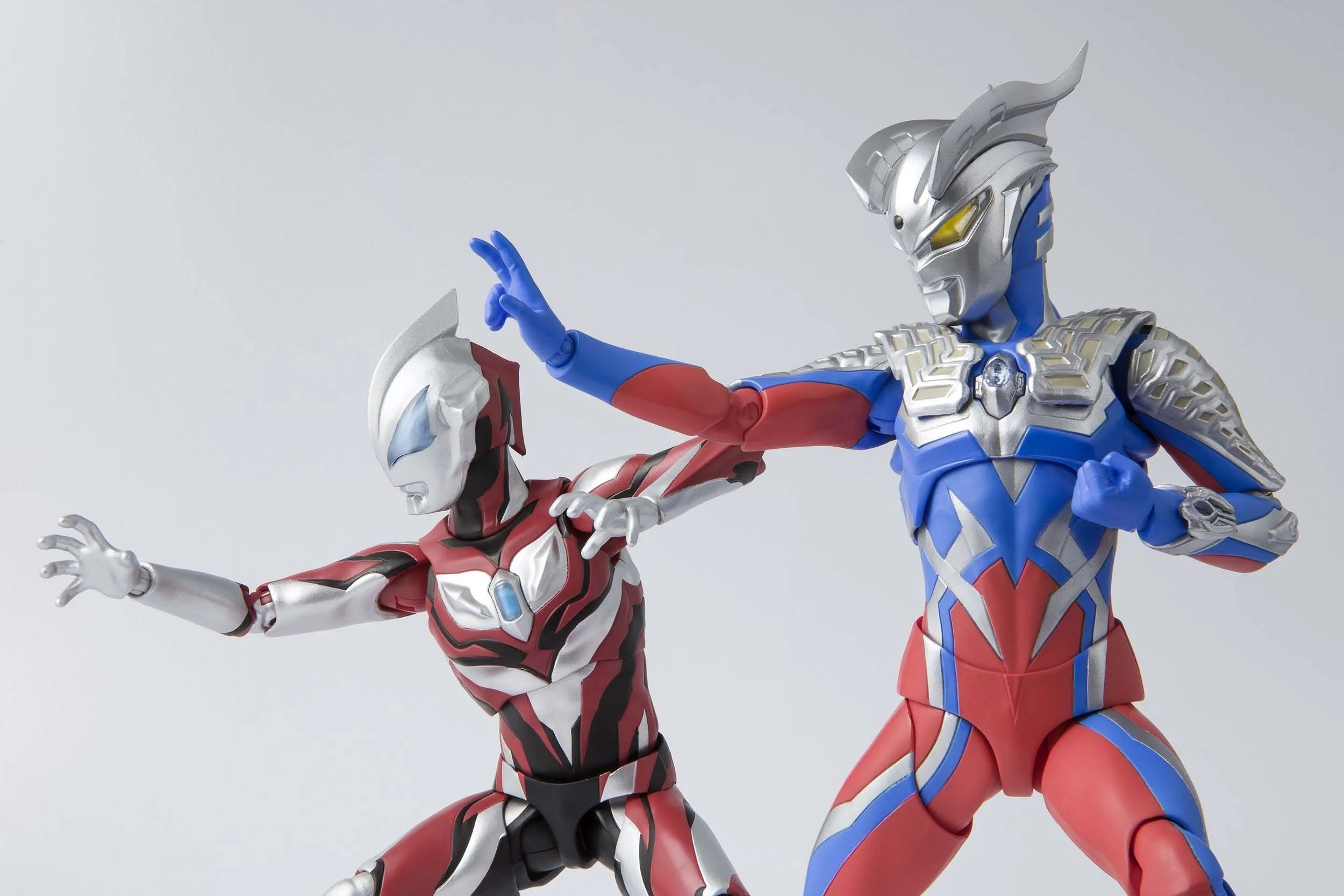 Ultraman Zero "Ultraman Zero", Bandai S.H. Figuarts - Image 7
