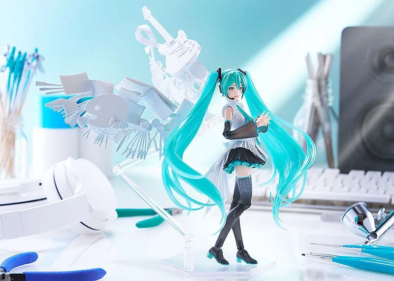 Vocaloid Character Vocal Series 01 PLAMATEA Hatsune Miku (Happy 16th Birthday Ver.) Model Kit - Image 3